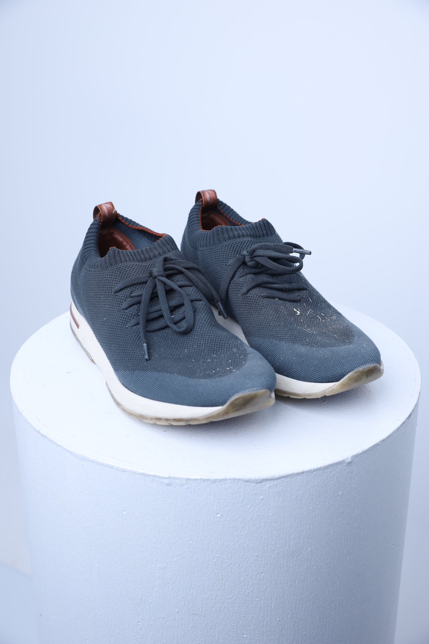 Luxury Shoes Cleaning